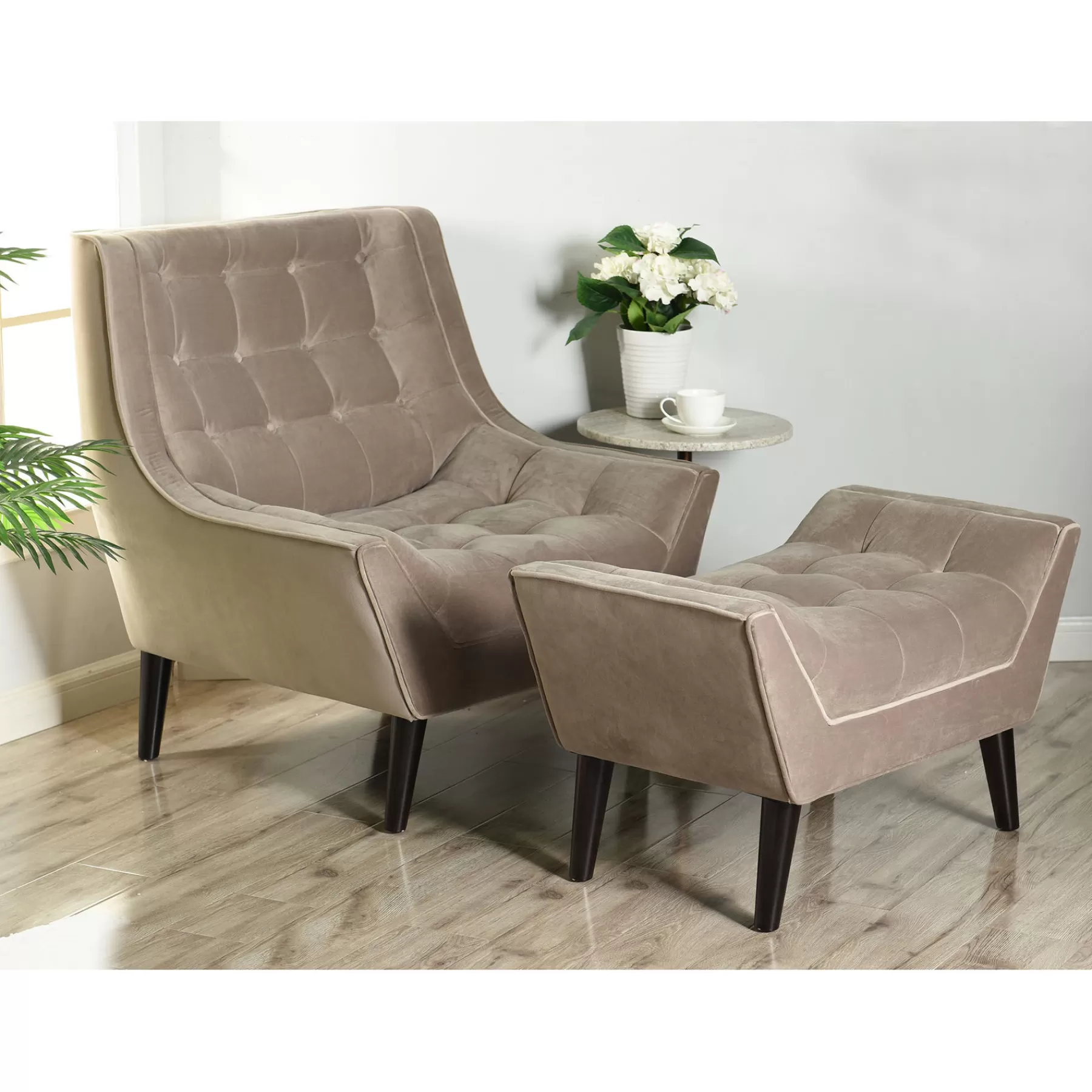 * Special Style Mays Grey Velvet Tufted Accent Chair